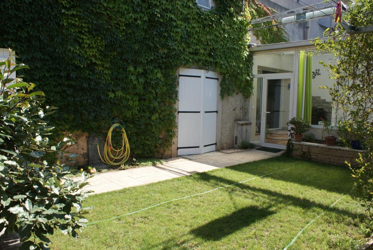 Spacieuse Maison De Village Climatisee Avec Jardin Patio Bessan Buitenkant foto